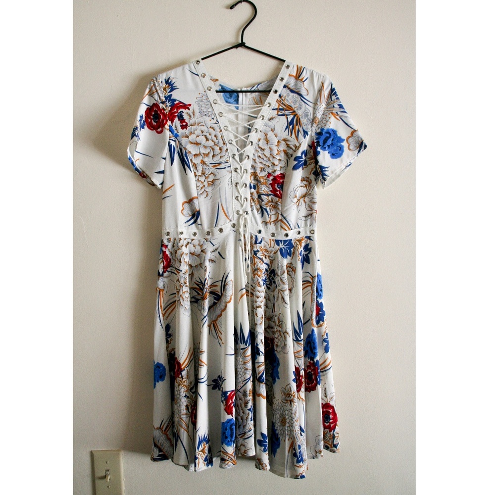 Lace up front, floral print, flare dress